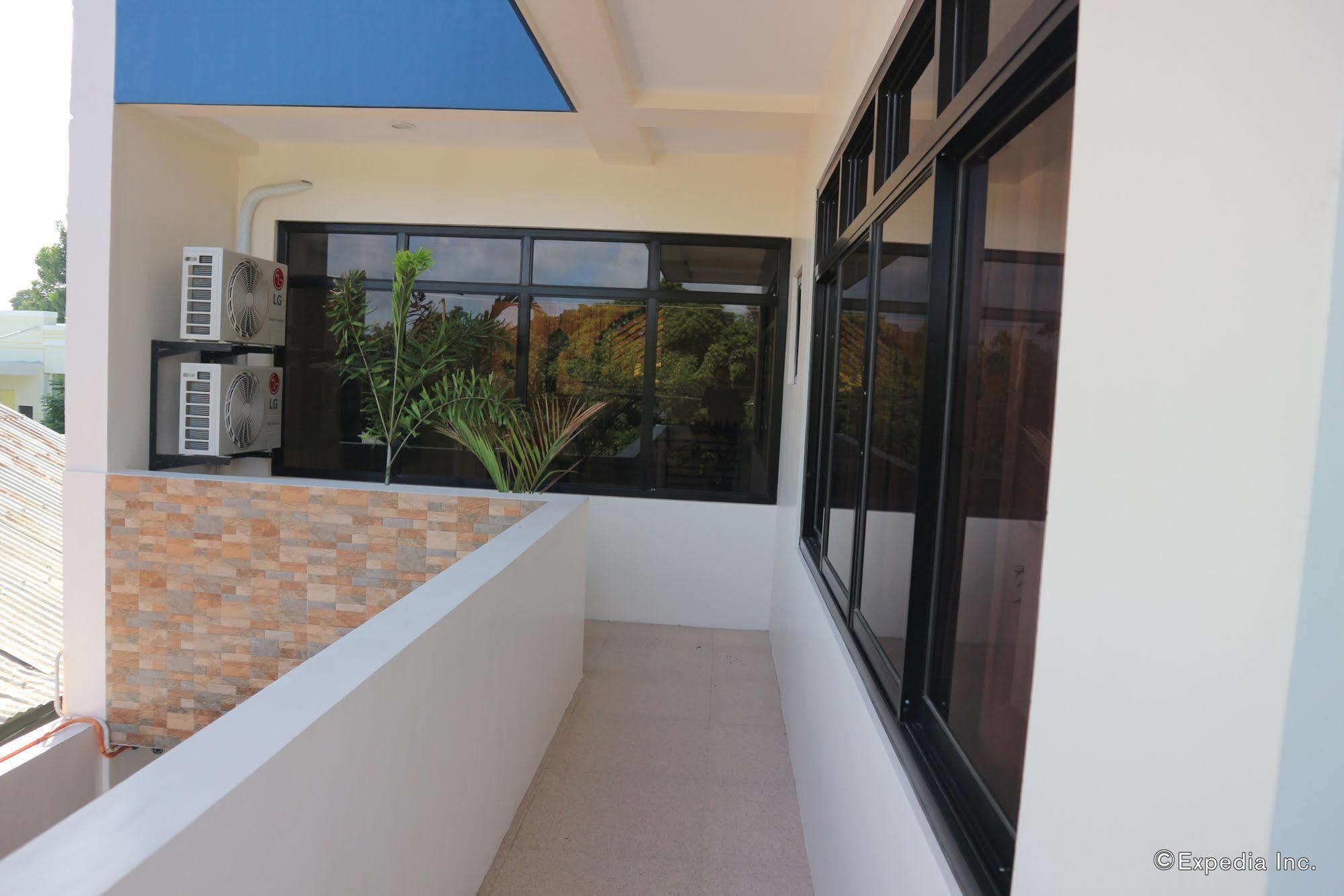 La Trinidad Pension House Kalibo Exterior foto