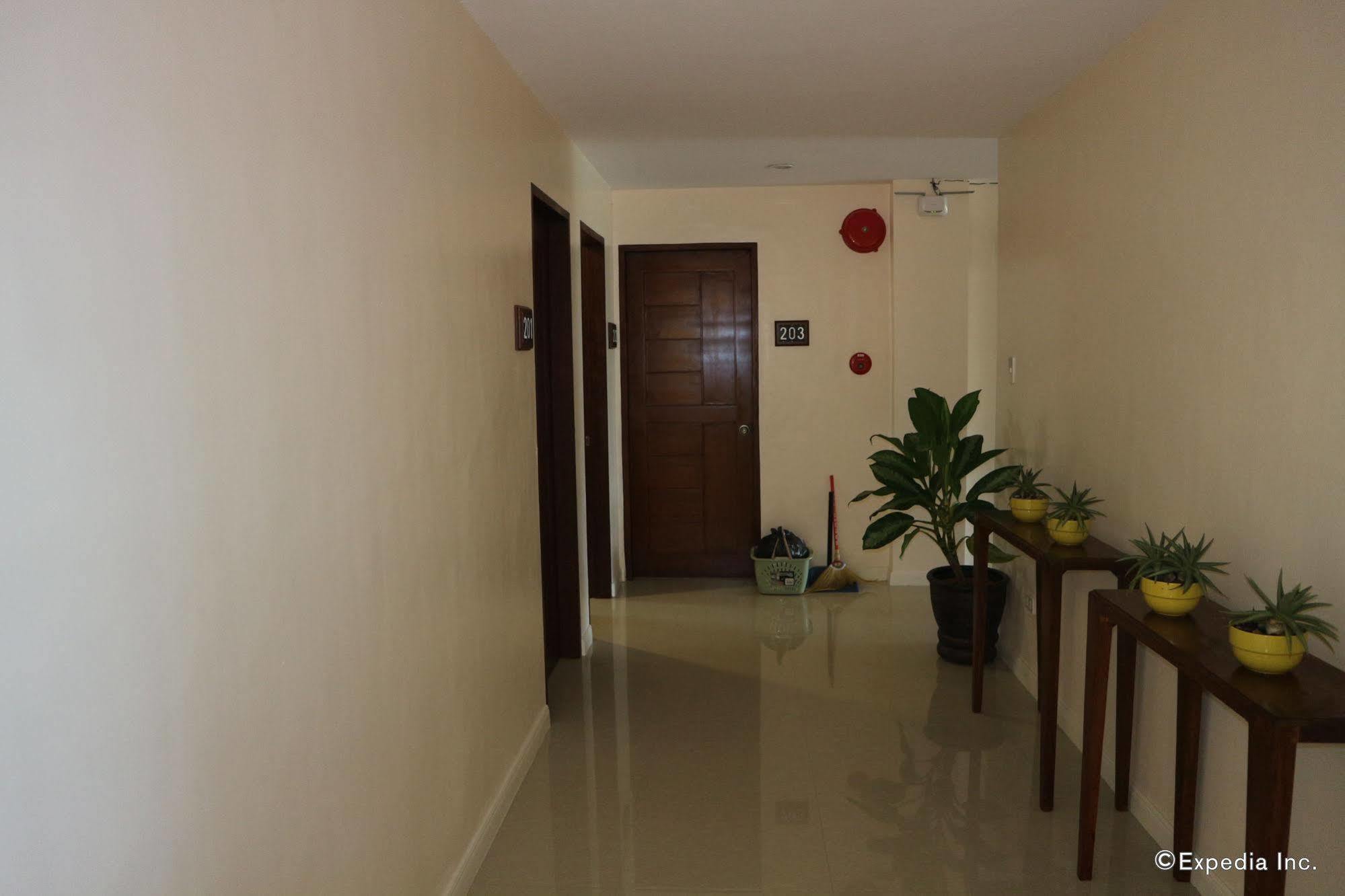 La Trinidad Pension House Kalibo Exterior foto
